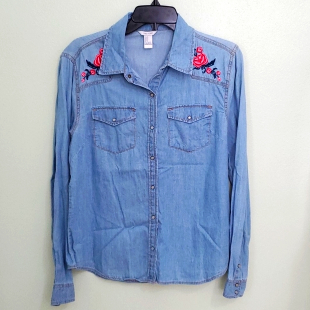 Forever 21 Chambray Denim Long Sleeve Embroidered shirt top sz Medium